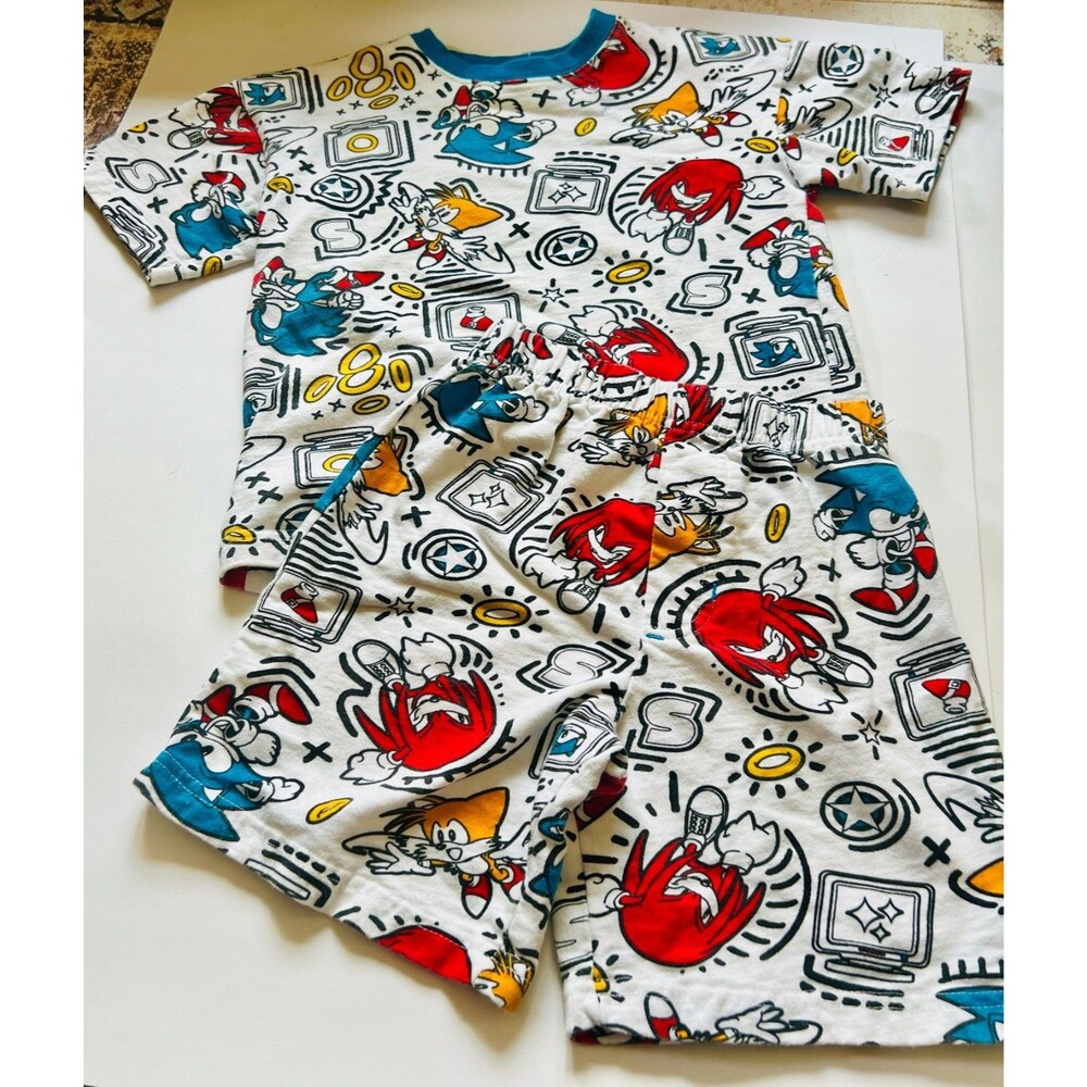 Sonic the Hedgehog Boy Toddler Outfit 5T Tee Top Shirt Shorts Set Knuckle